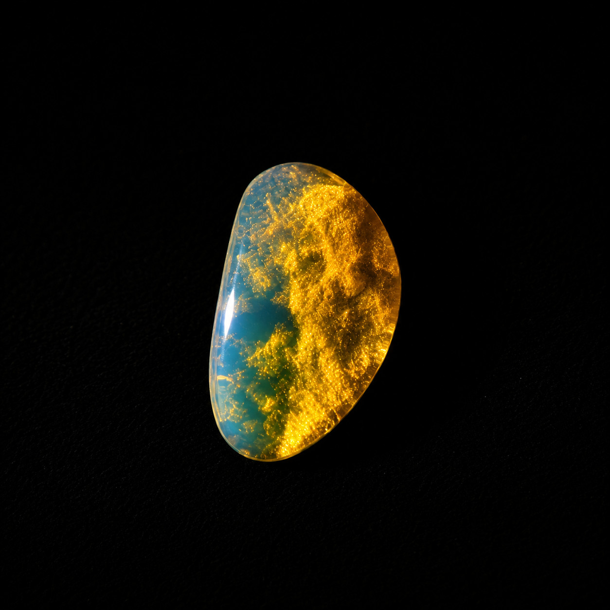 Artisan Polished Blue Amber Polished Stone 15mm