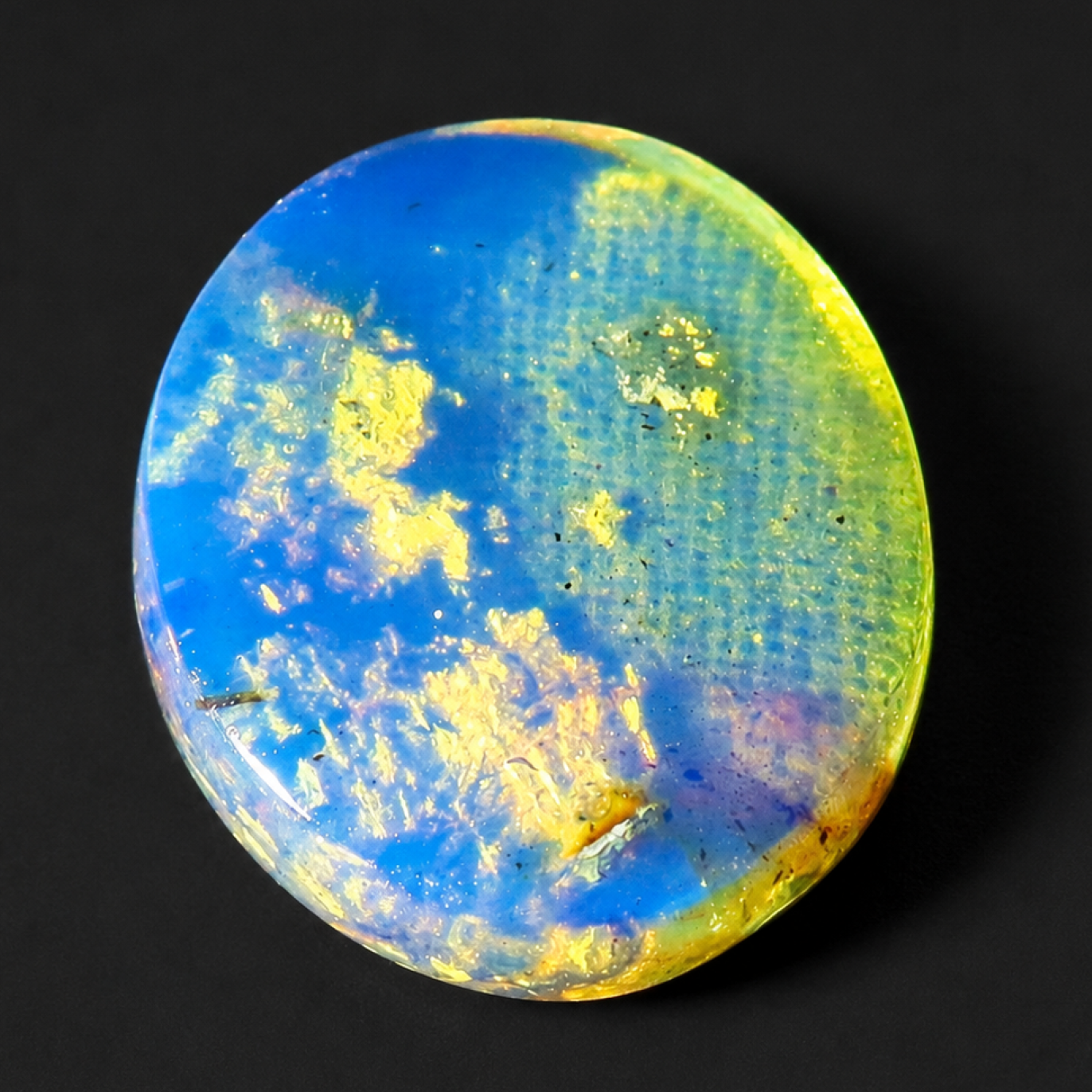 True Caribbean Crystal Clear Sky Blue Dominican Amber Natural 0.6 Inch 0.6g