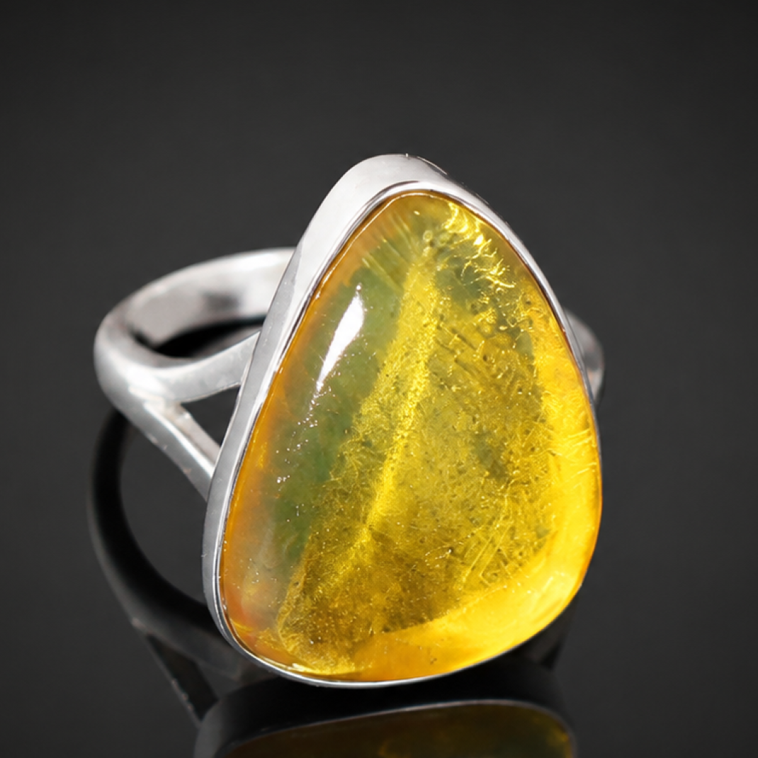 Handmade Clear Light Green Dominican Amber 925 Sterling Silver Ring #6.5