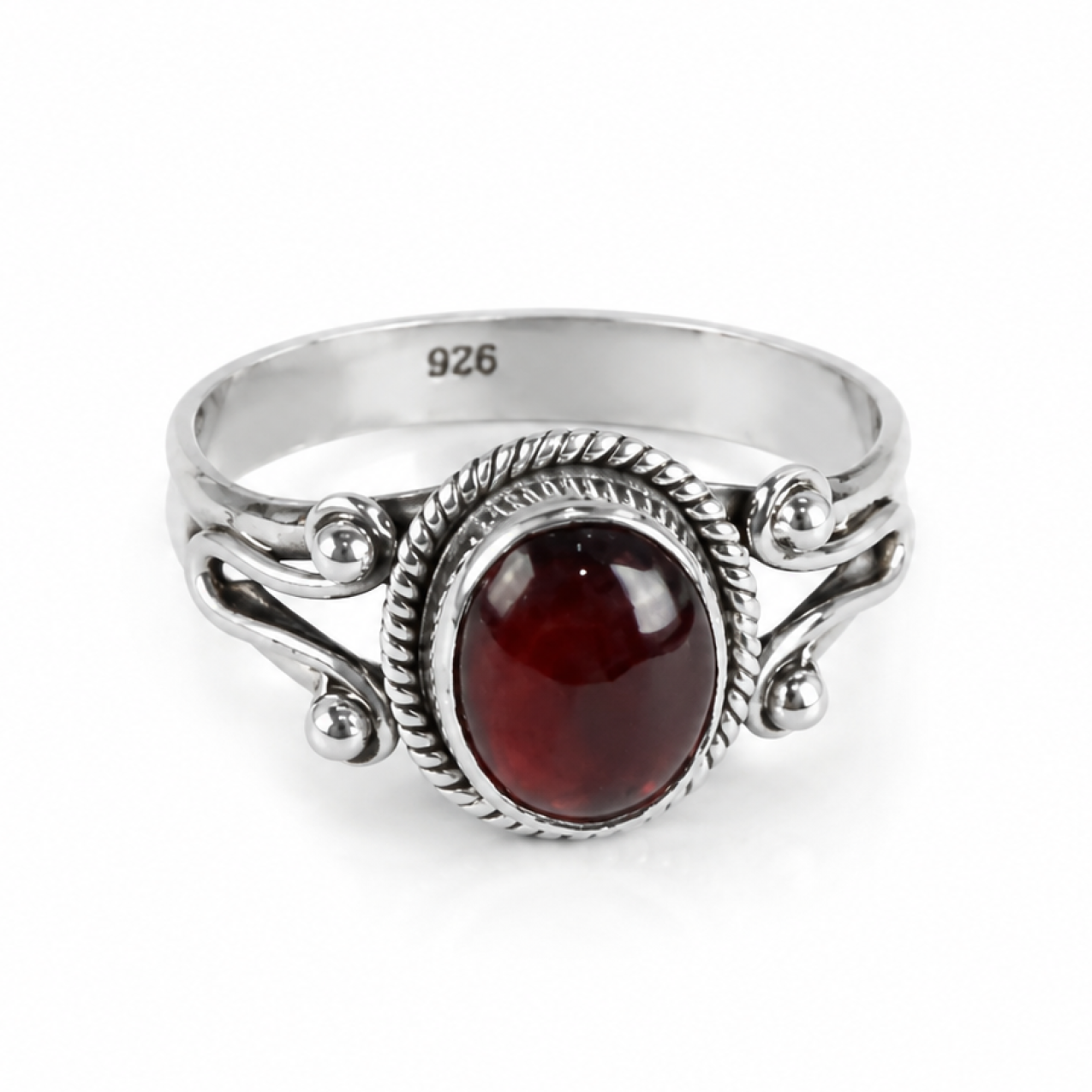 Clear deep red Garnet oval 925 Sterling Silver Ring Size 6.75