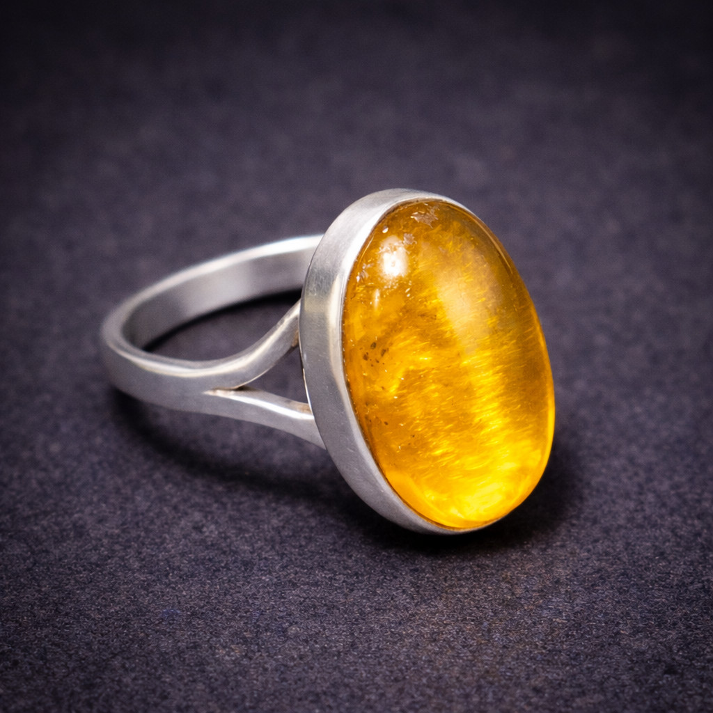 Exquisite Natural Clear Deep Yellow Amber .925 Sterling Silver Ring #5.5