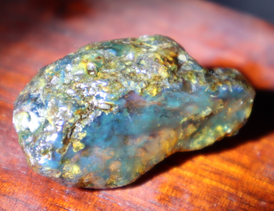 Lovely Natural Dominican Clear Sky Blue Amber Rough Specimen 38mm 7.4g