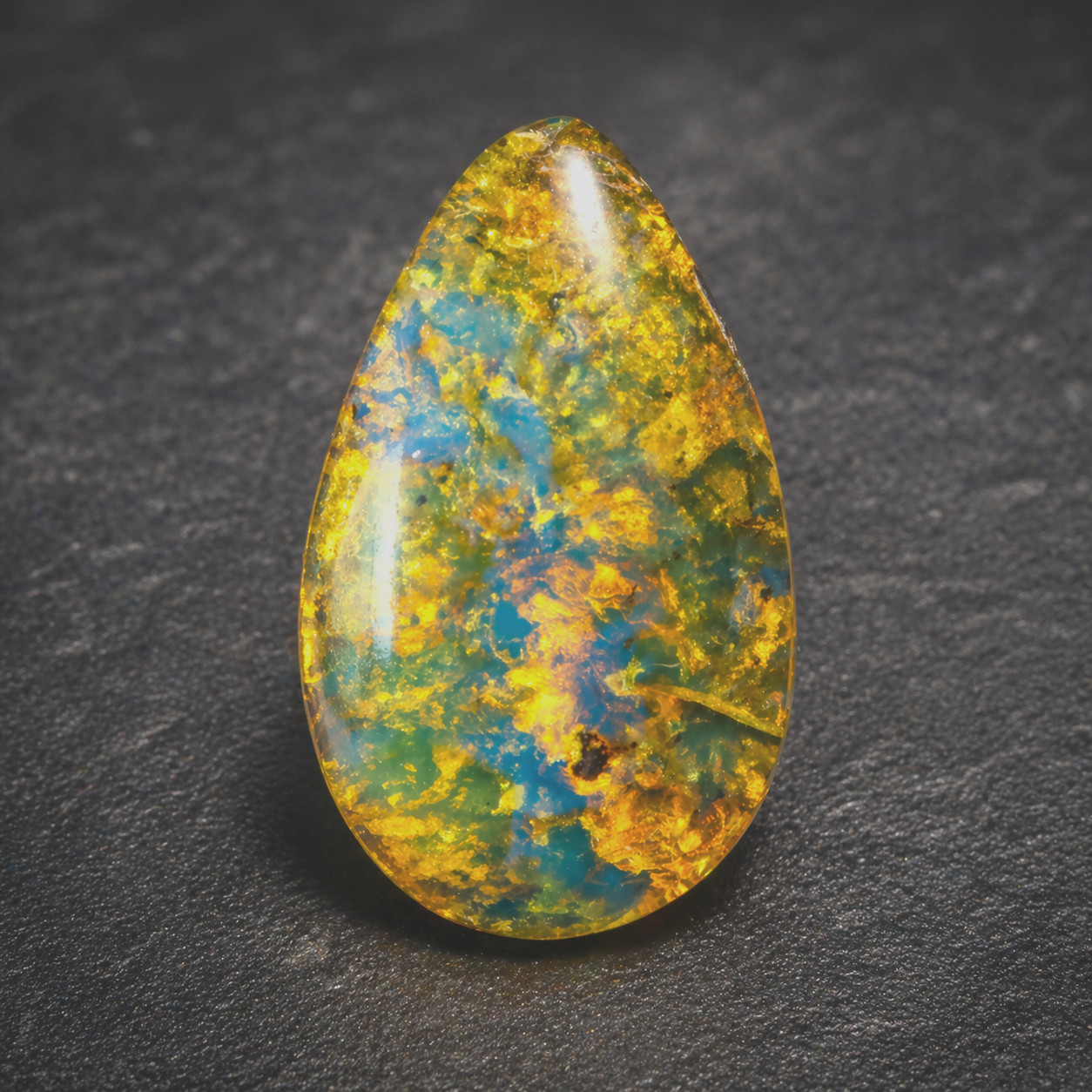 Beautiful Natural Dominican Translucent Green Blue Amber Polished Stone 31mm