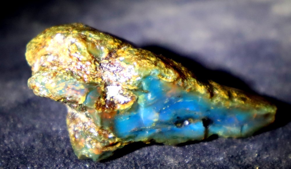 Exquisite Natural Dominican Clear Sky Blue Amber Rough Specimen 48mm 10g