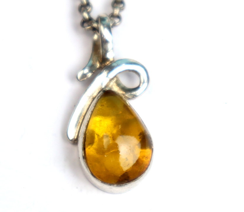 Natural Dominican Yellow Amber Pendant 925 Sterling Silver 30mm Clear Orange