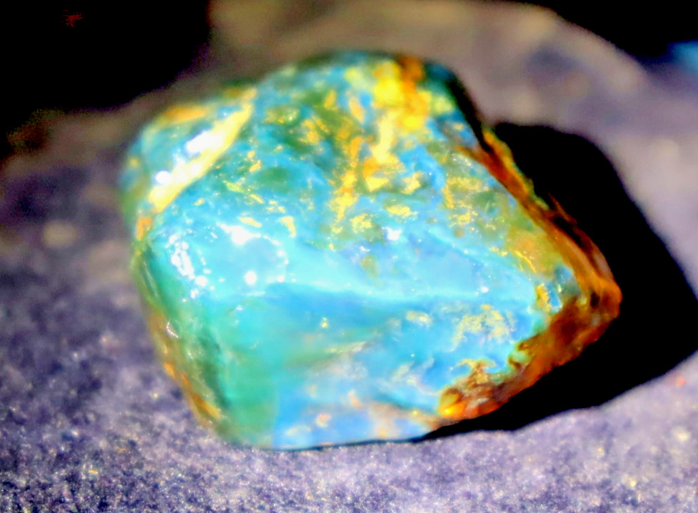 Excellent Nat. Dominican Crystal Clear Green Blue Amber Rough Specimen 50mm 18.5