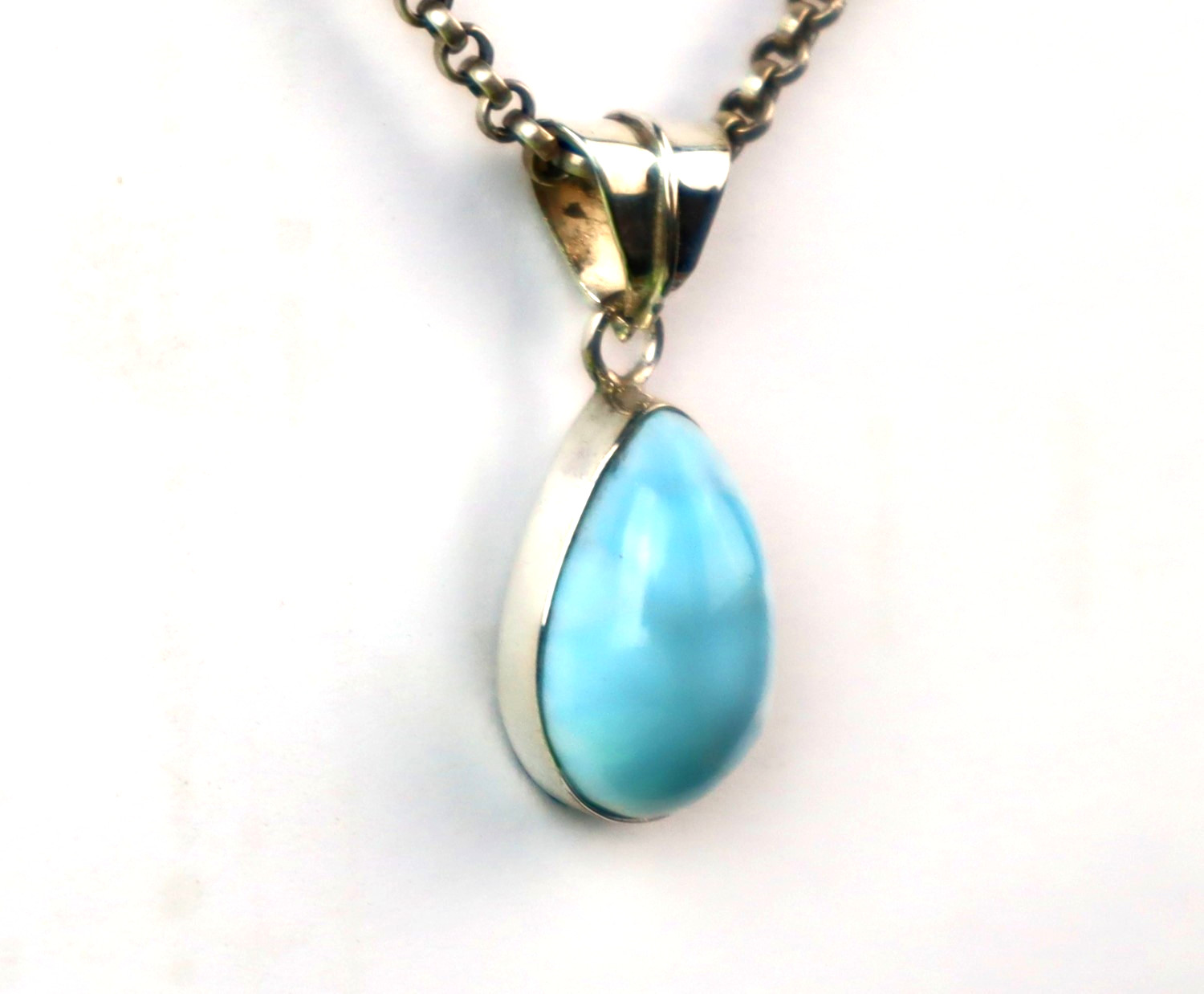 Prettily Natural Light Blue Larimar .925 Sterling Silver Pendant 29mm