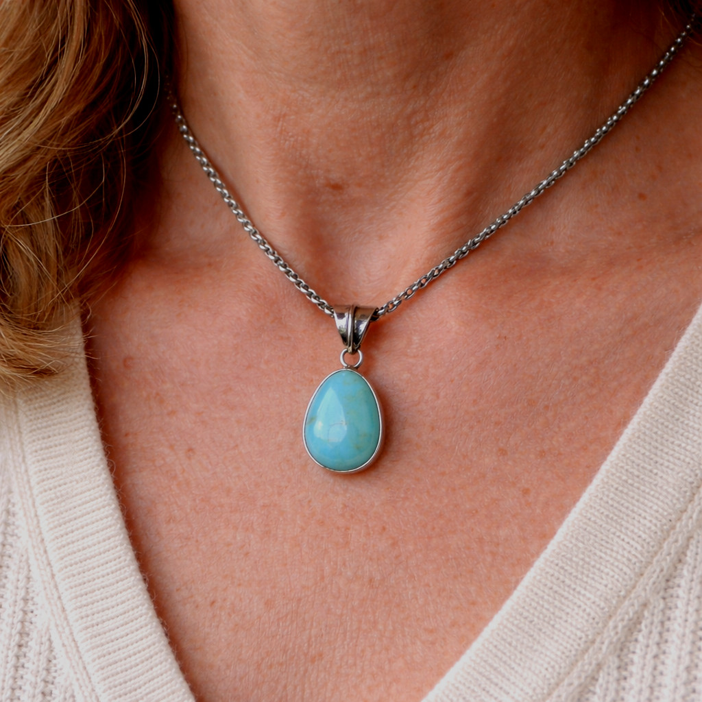 Prettily Natural Sky Blue Larimar .925 Sterling Silver Pendant 27mm